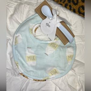 Mud Pie Cookies and Milk Bibs with Spoon